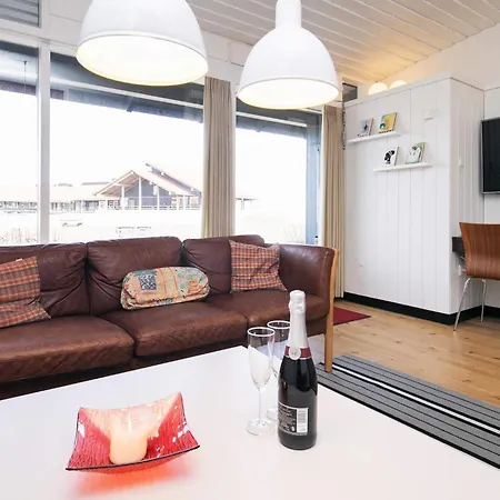 Holiday home X *
